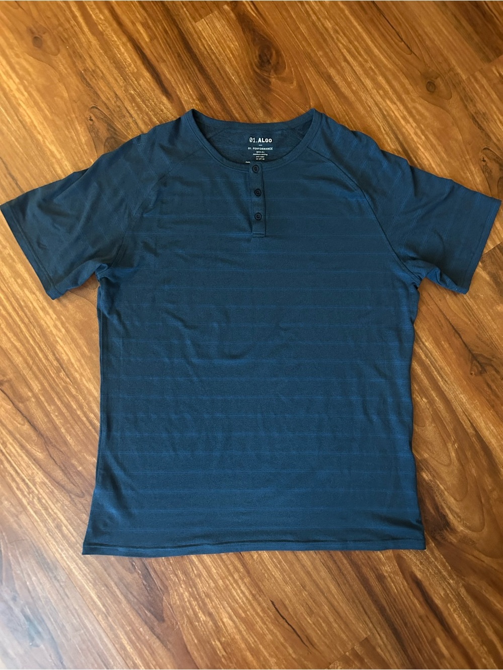 Men’s Henley